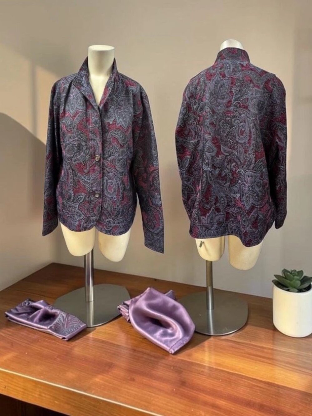 Coldwater Creek,Woman,Casual Spring Jacket,Purple,Size L,Long Sleeve,Buttons.!